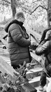 Moment de tournage pendant un team building court-métrage organisé par ROSE D’EVENTS.